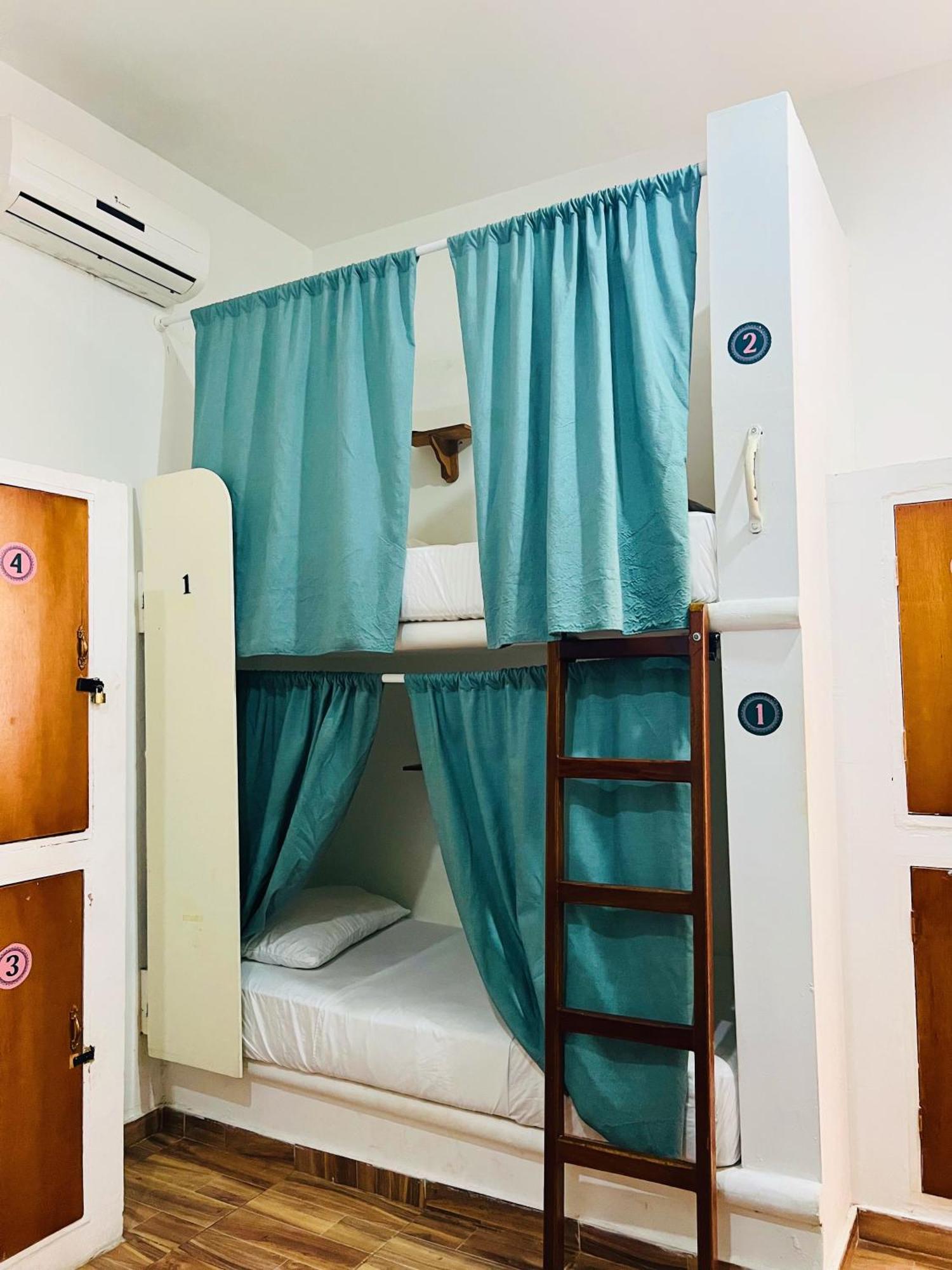 Casa Zahri Boutique Hostel Cartagena Værelse billede